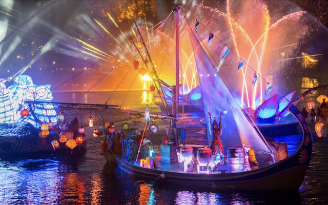 Sân khấu trên thuyền “The Grand Voyage” sẽ sáng đèn mỗi ngày tại Mega Grand World.